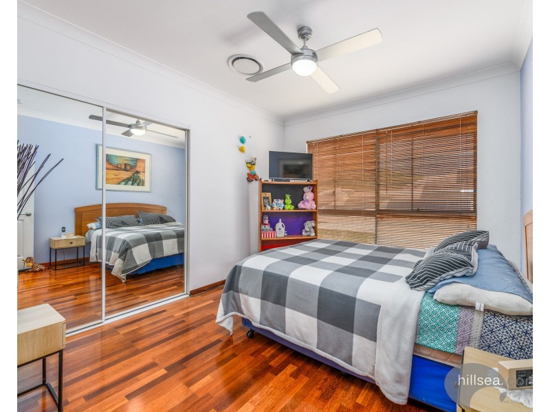 26 River Cove Place, Helensvale QLD 4212