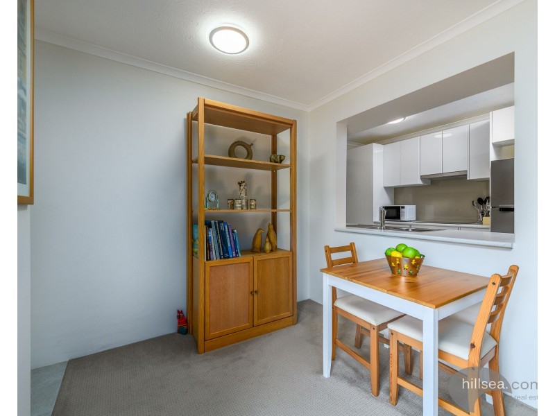 18/27 Whiting Street, Labrador QLD 4215