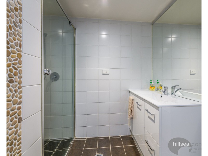 18/27 Whiting Street, Labrador QLD 4215