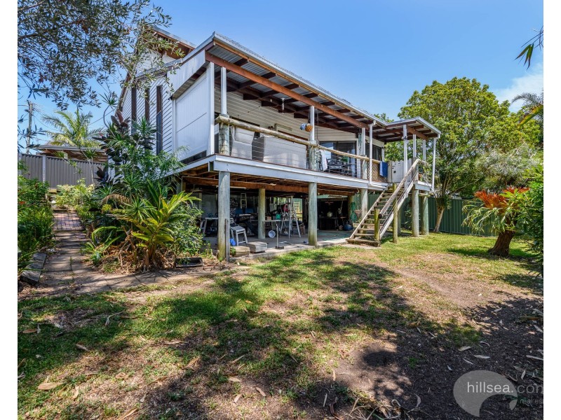 9 Akoonah Street, Hope Island QLD 4212