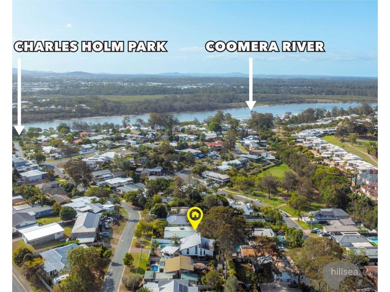 9 Akoonah Street, Hope Island QLD 4212