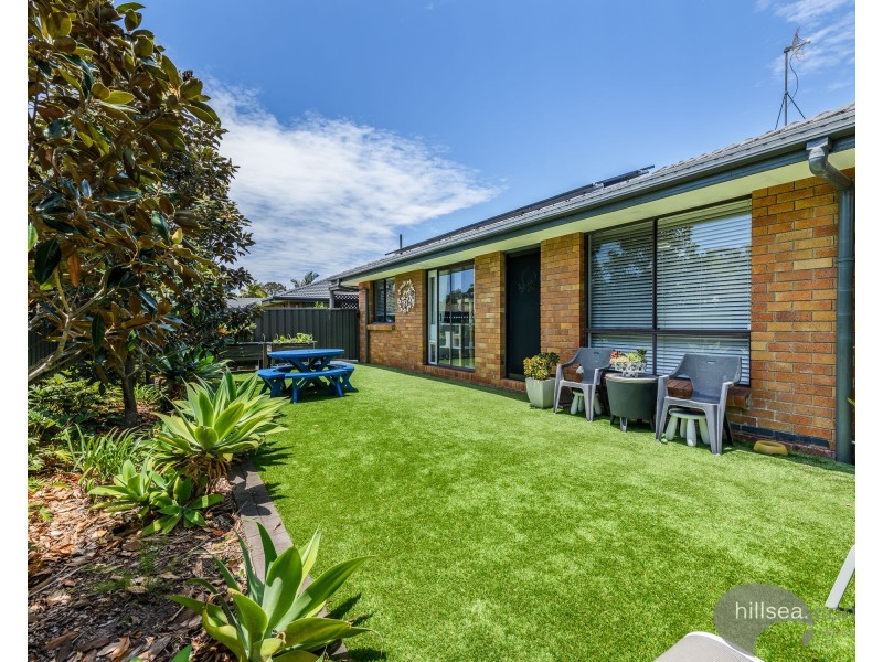 1/27 Telopea Street, Labrador QLD 4215