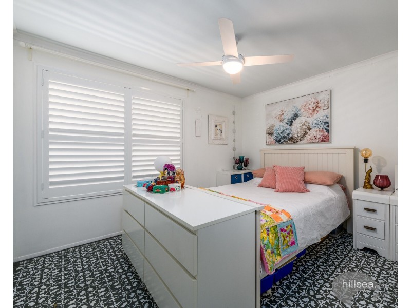 1/27 Telopea Street, Labrador QLD 4215