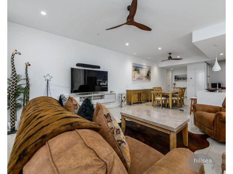 101/388 Marine Parade, Labrador QLD 4215