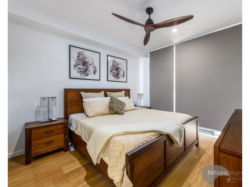 101/388 Marine Parade, Labrador QLD 4215