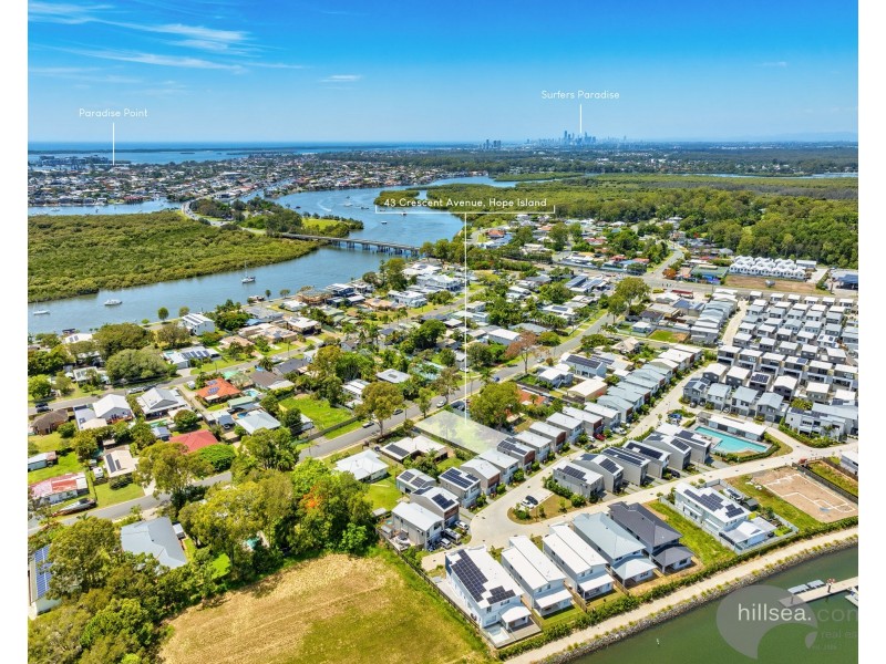 43 Crescent Avenue, Hope Island QLD 4212