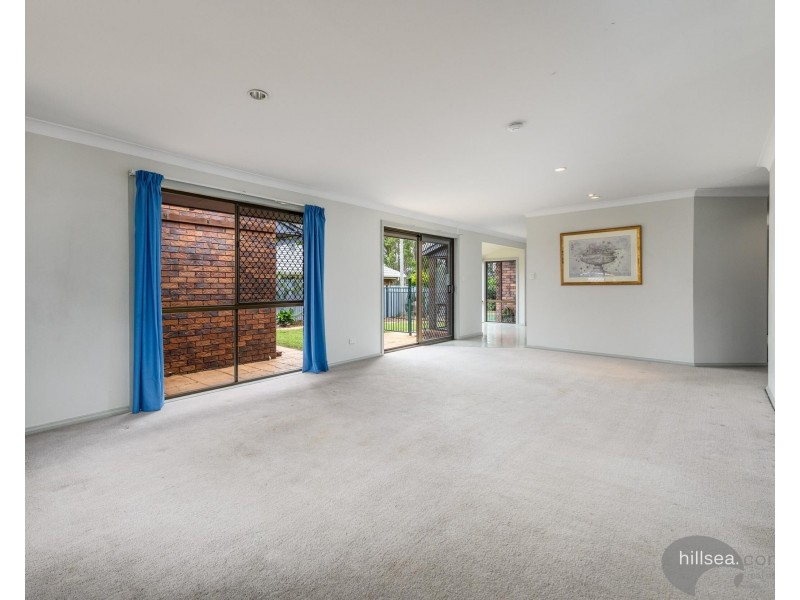 8 Collingwood Court, Arundel QLD 4214