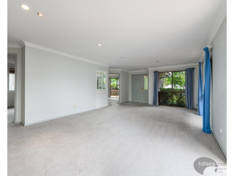 8 Collingwood Court, Arundel QLD 4214