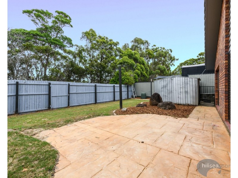 8 Collingwood Court, Arundel QLD 4214