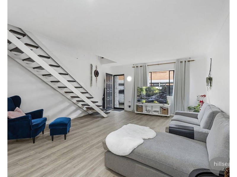 4/22 Central Street, Labrador QLD 4215