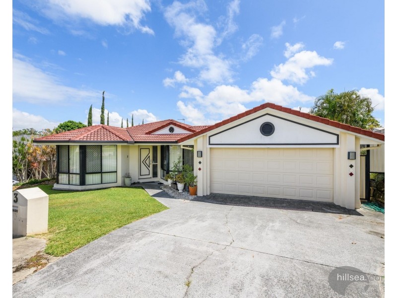 3 Portreeves Place, Arundel QLD 4214