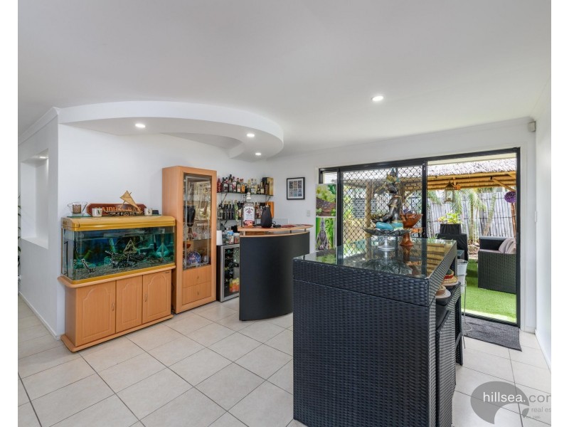 3 Portreeves Place, Arundel QLD 4214