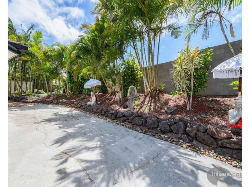 3 Portreeves Place, Arundel QLD 4214