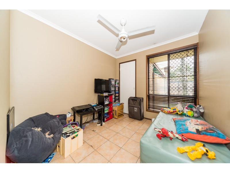 2/7 Elm Court, Labrador QLD 4215