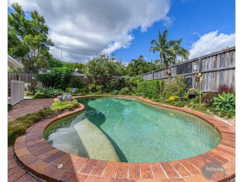 1 Dante Court, Arundel QLD 4214