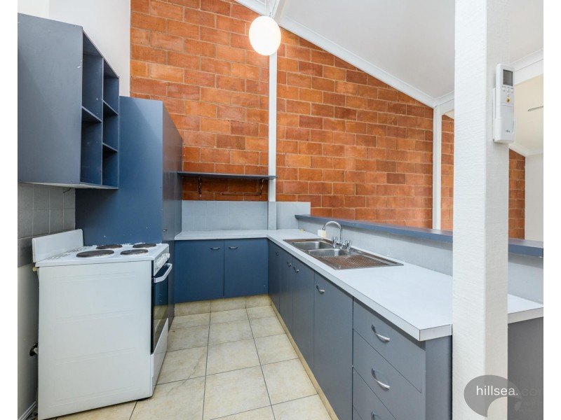 7/111 Little Usher Avenue, Labrador QLD 4215
