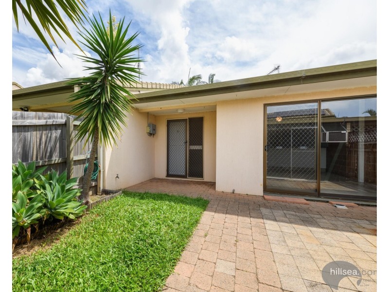 7/111 Little Usher Avenue, Labrador QLD 4215
