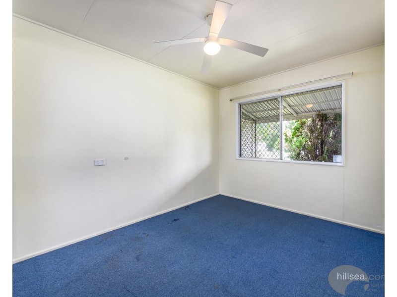 152 Government Road, Labrador QLD 4215