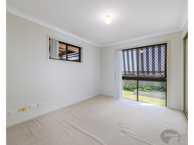 1/6 Jessica Court, Arundel QLD 4214