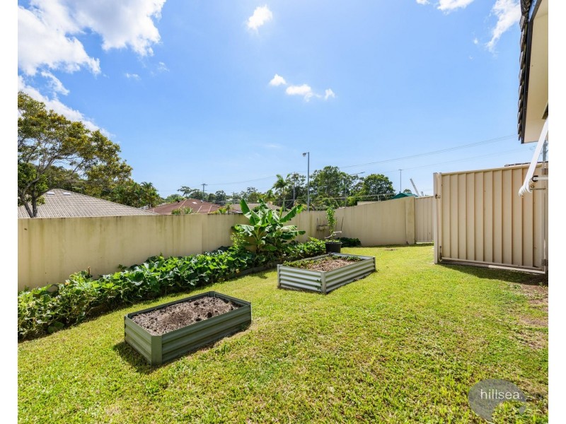 1/6 Jessica Court, Arundel QLD 4214