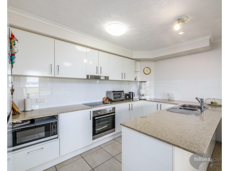 3/8-10 Ahern Street, Labrador QLD 4215