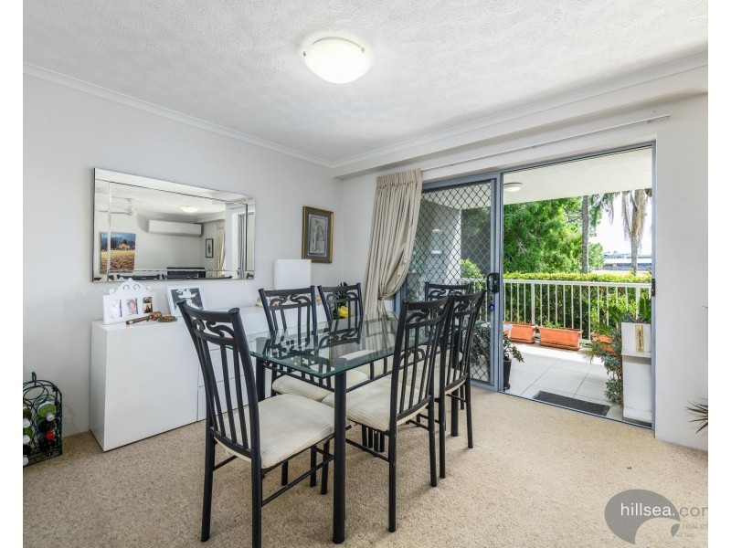 3/8-10 Ahern Street, Labrador QLD 4215