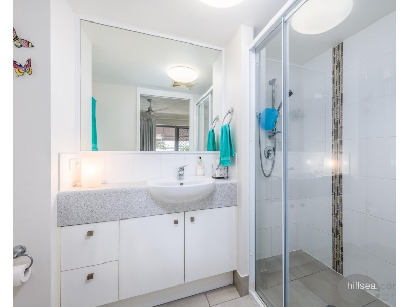 3/8-10 Ahern Street, Labrador QLD 4215