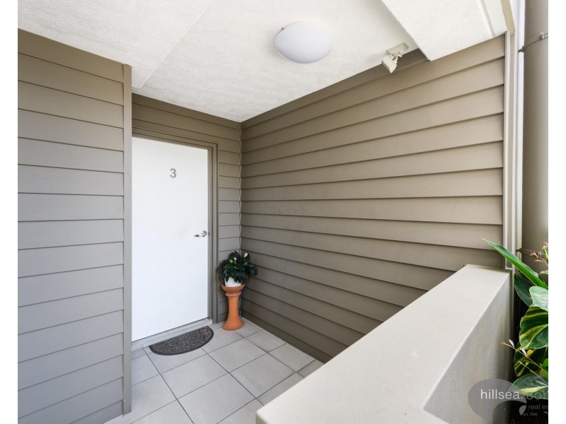 3/8-10 Ahern Street, Labrador QLD 4215