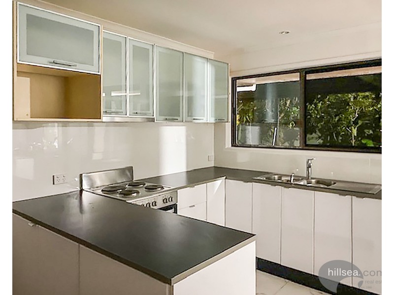 2/78 Botanical Drive, Labrador QLD 4215