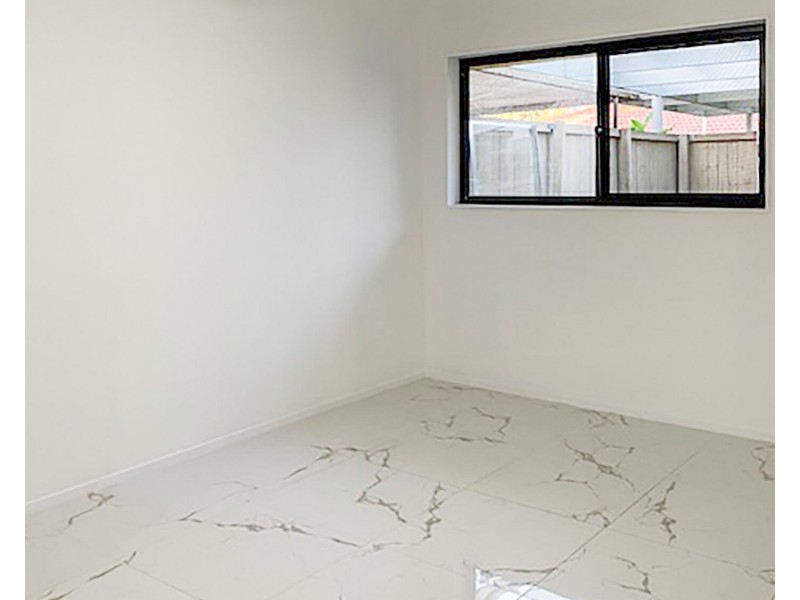 2/78 Botanical Drive, Labrador QLD 4215