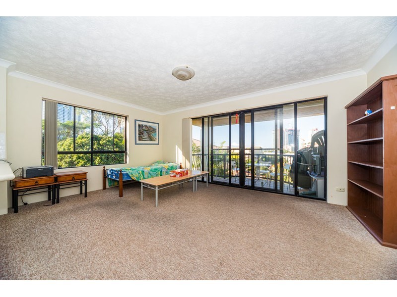 37/16 Waverley Street, Southport QLD 4215