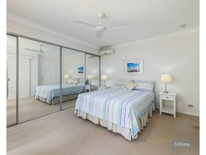 1/37 Brown Street, Labrador QLD 4215