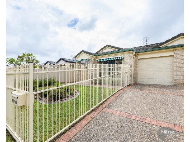 1/37 Brown Street, Labrador QLD 4215