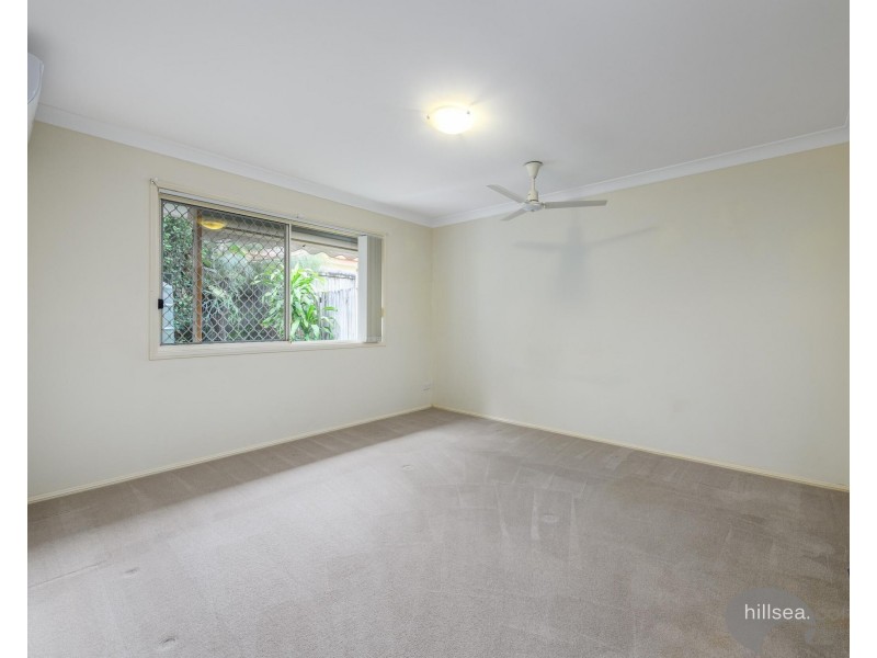 1/227 Government Road, Labrador QLD 4215