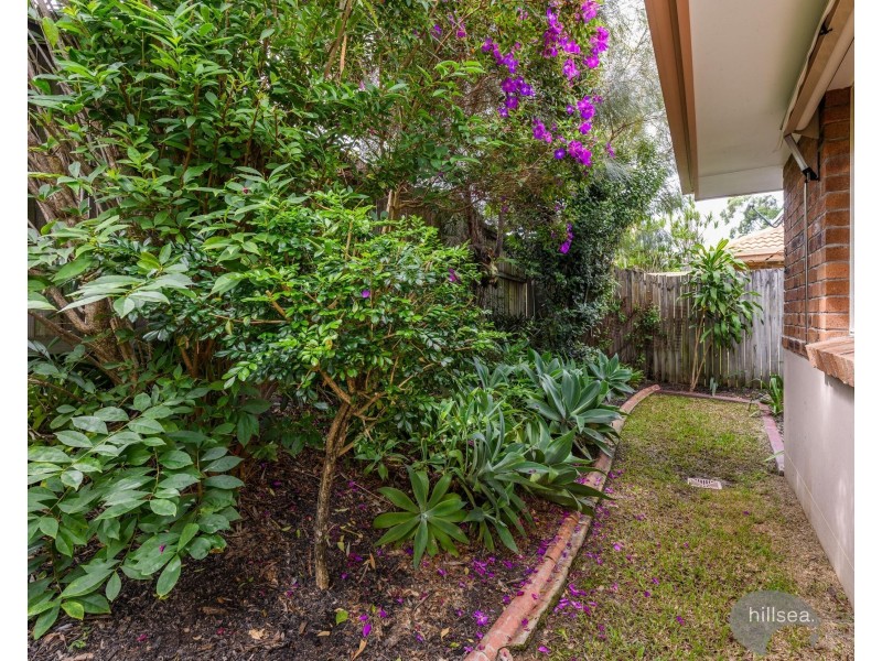 1/227 Government Road, Labrador QLD 4215