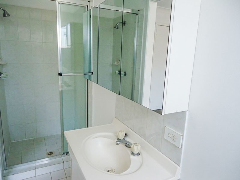 7/5 Brett Avenue, Labrador QLD 4215