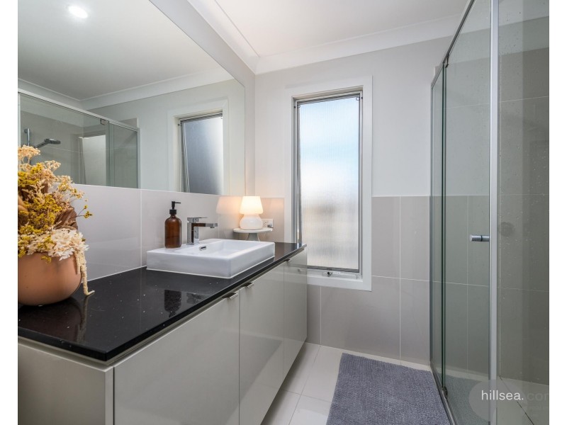 18/13 Angela Way, Pimpama QLD 4209