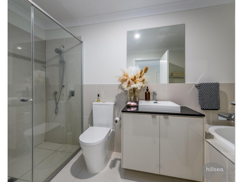 18/13 Angela Way, Pimpama QLD 4209