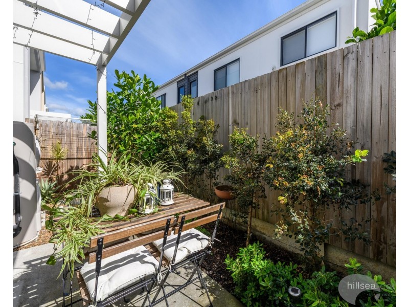 18/13 Angela Way, Pimpama QLD 4209