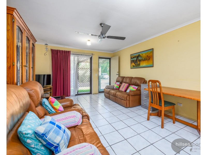 11/11 Hoya Court, Labrador QLD 4215