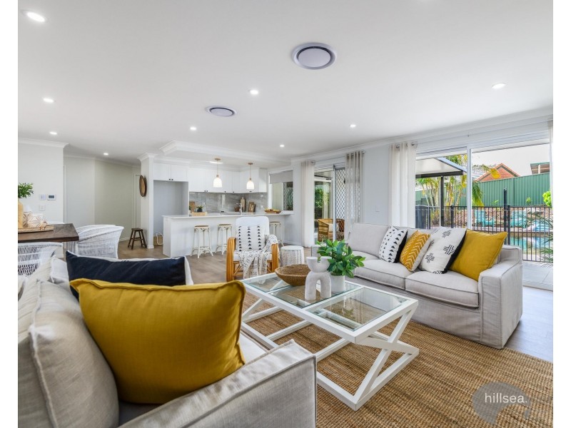 287 Central Street, Arundel QLD 4214