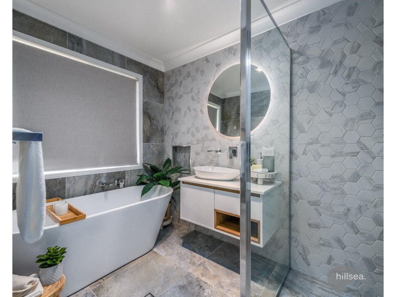 287 Central Street, Arundel QLD 4214