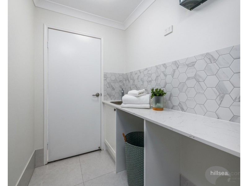 287 Central Street, Arundel QLD 4214