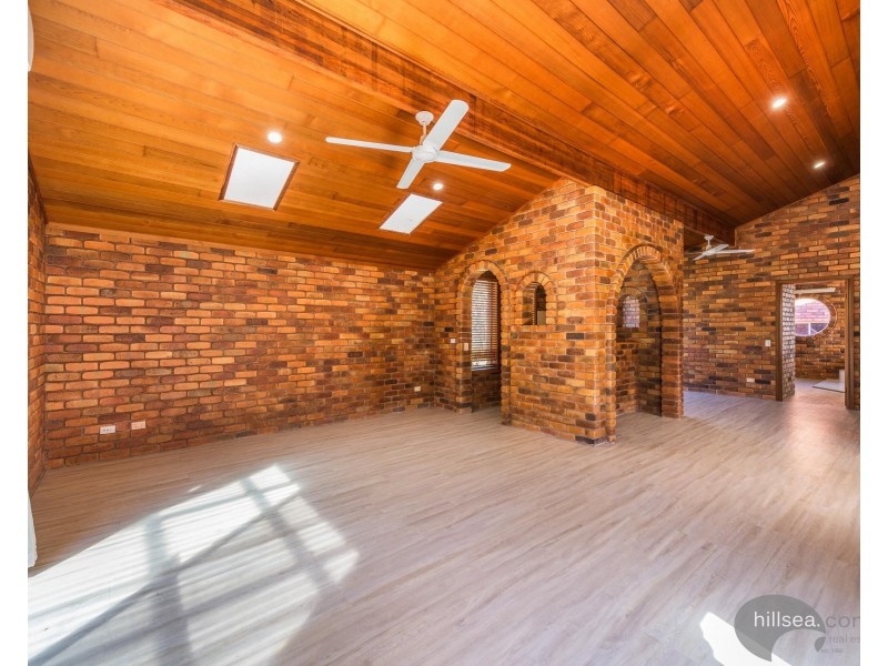 297 Central Street, Arundel QLD 4214