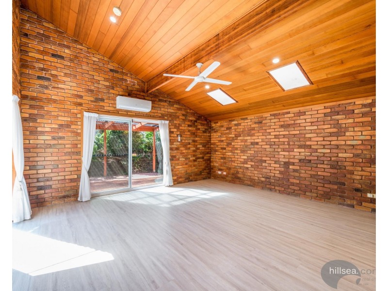 297 Central Street, Arundel QLD 4214