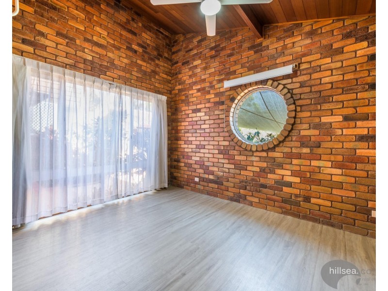 297 Central Street, Arundel QLD 4214