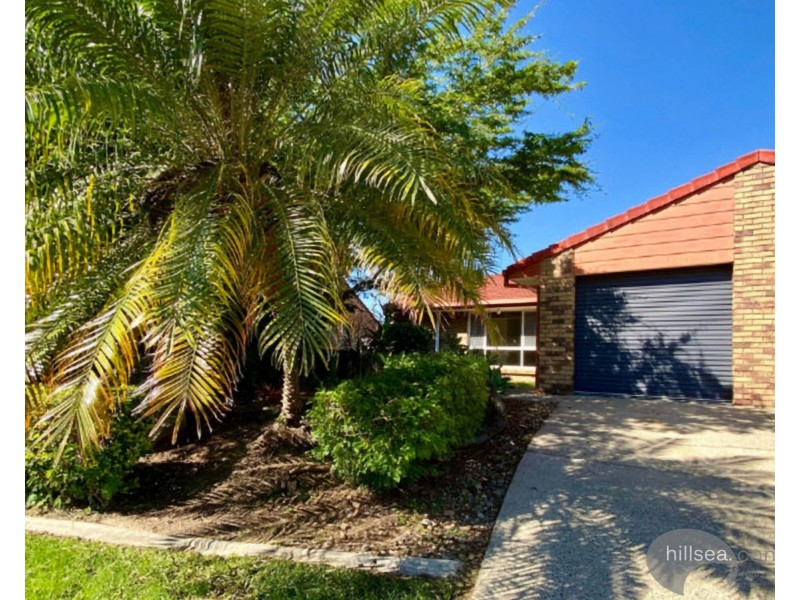 2/7 Melanie Place, Labrador QLD 4215