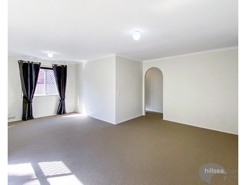 2/7 Melanie Place, Labrador QLD 4215