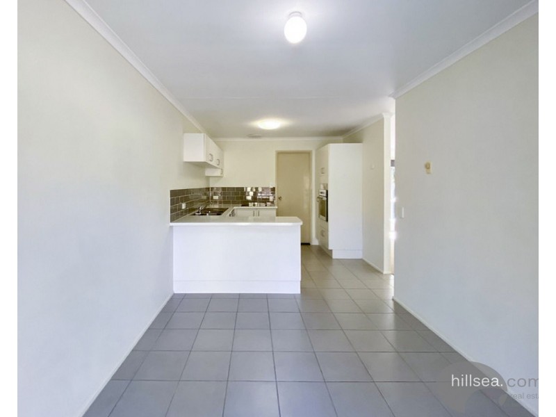 2/7 Melanie Place, Labrador QLD 4215