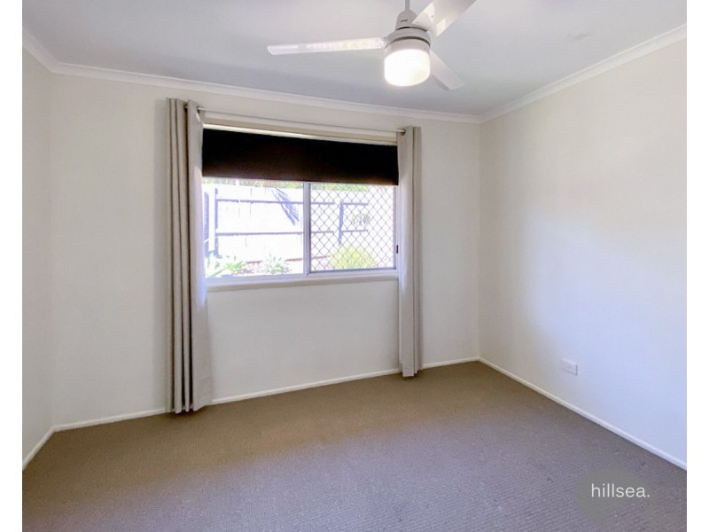 2/7 Melanie Place, Labrador QLD 4215